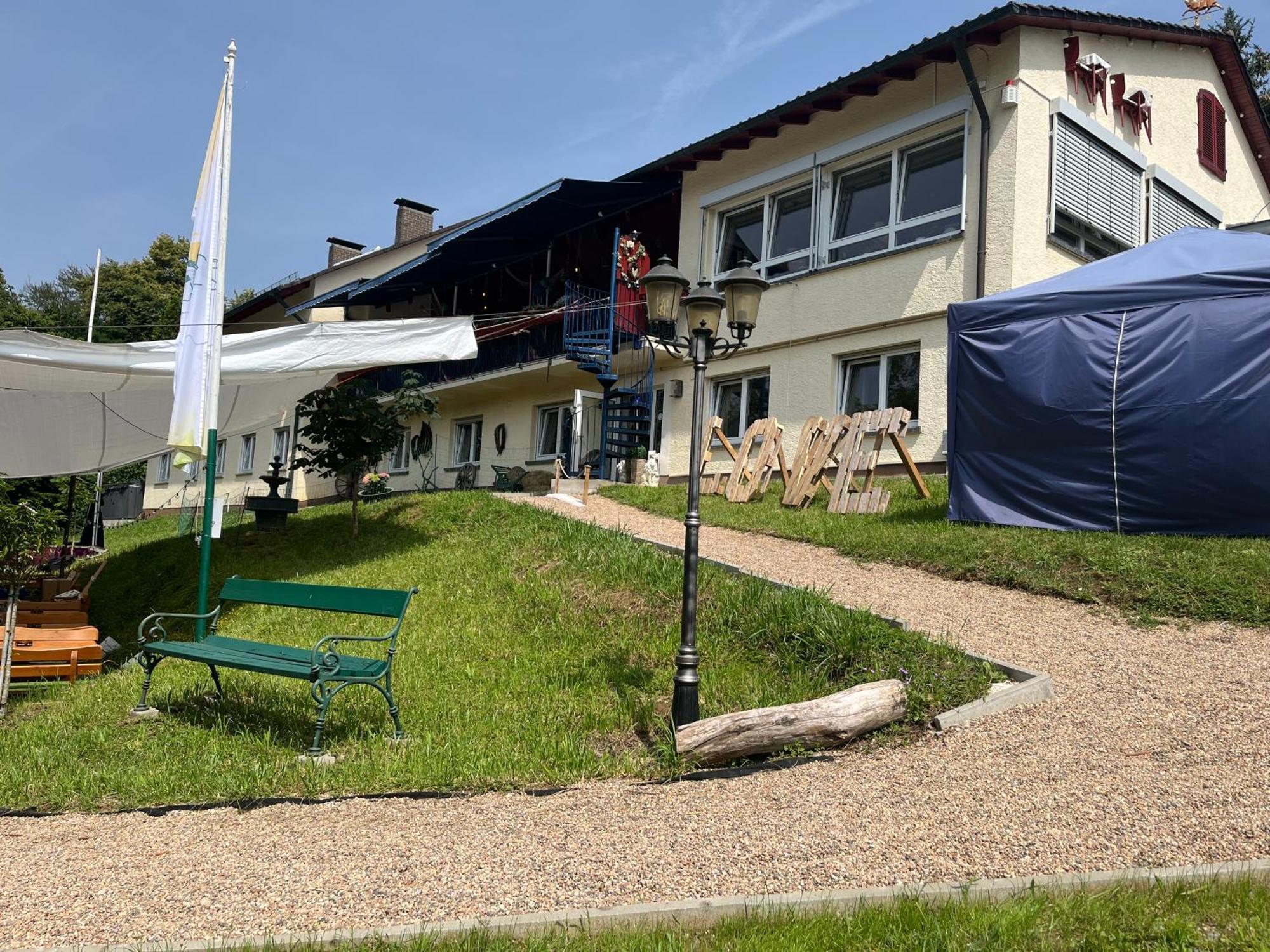 Hotel-Restaurant Berghof Johannesberg Экстерьер фото