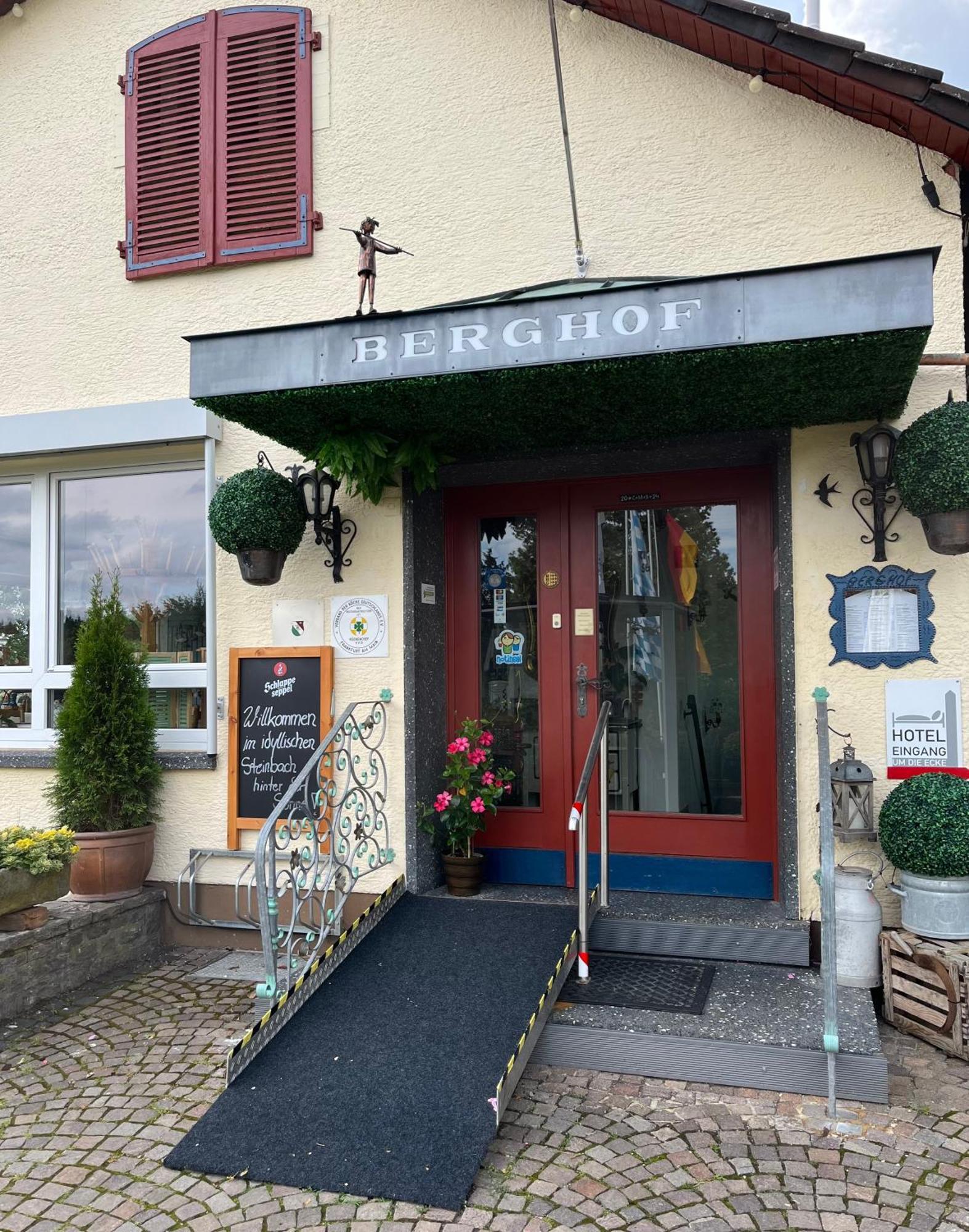 Hotel-Restaurant Berghof Johannesberg Экстерьер фото