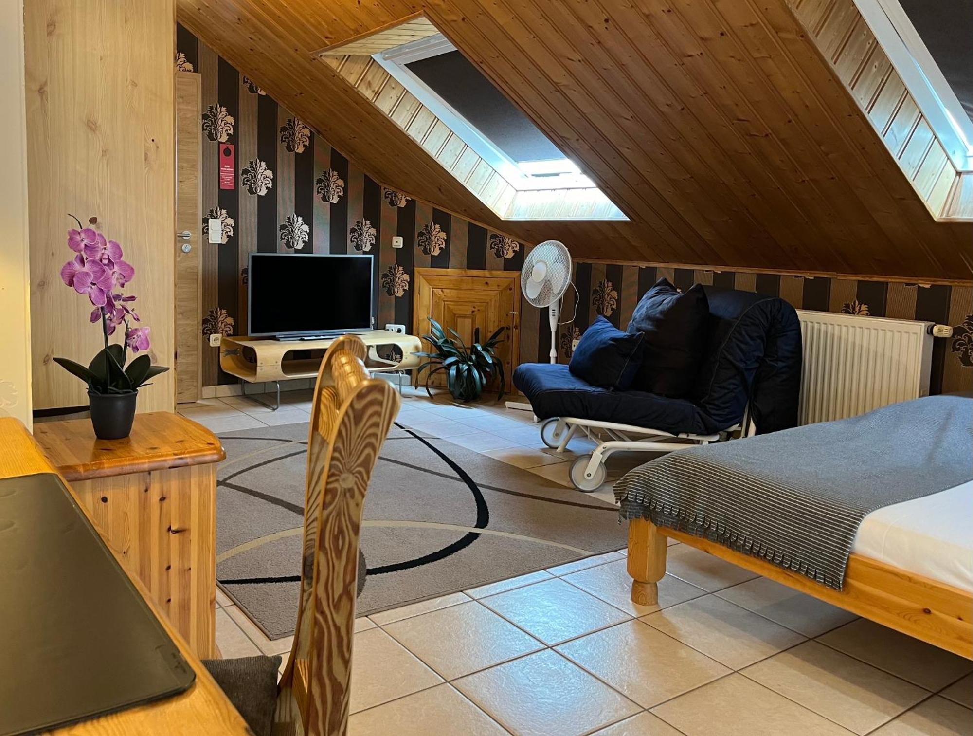Hotel-Restaurant Berghof Johannesberg Экстерьер фото
