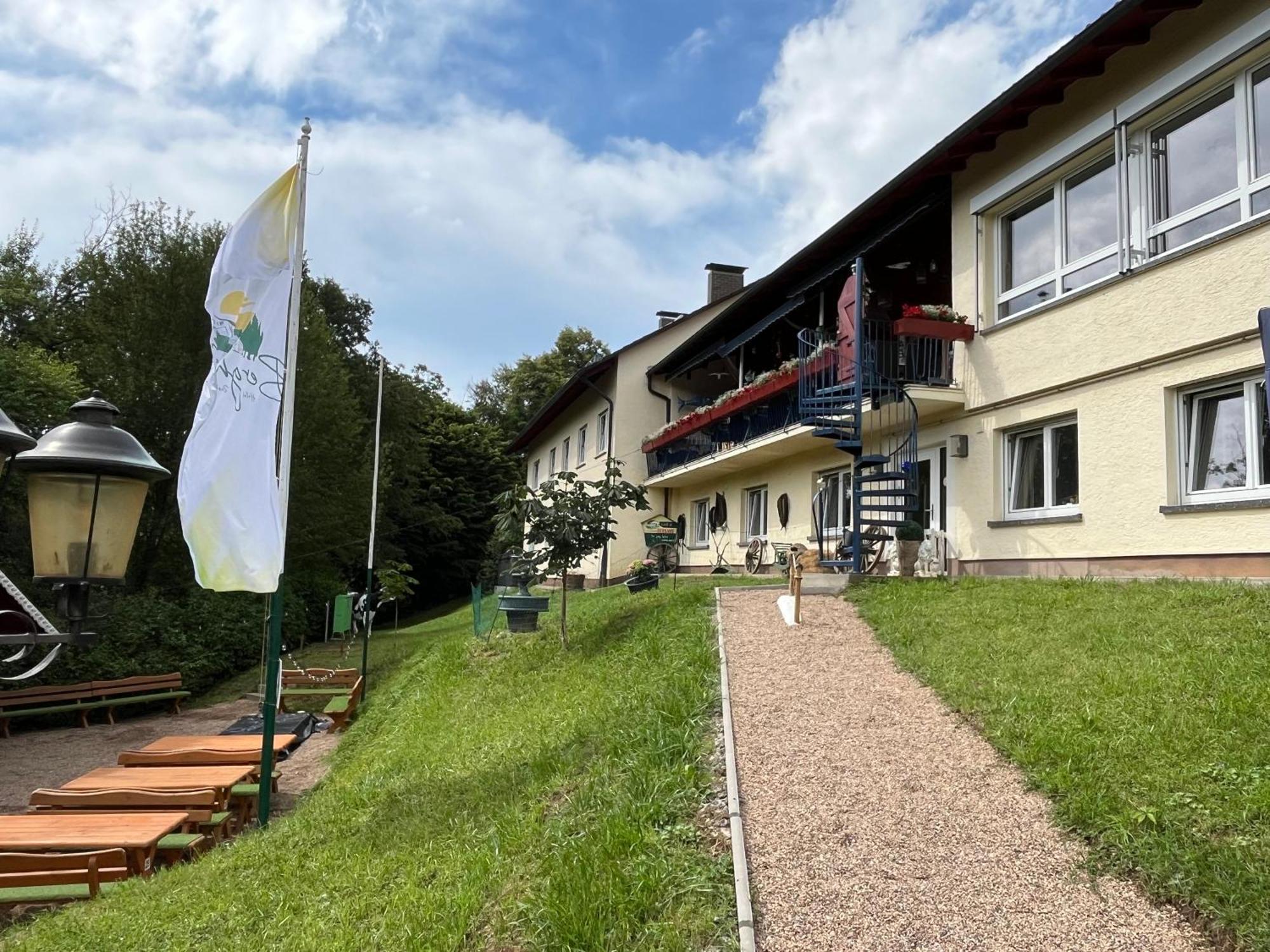 Hotel-Restaurant Berghof Johannesberg Экстерьер фото